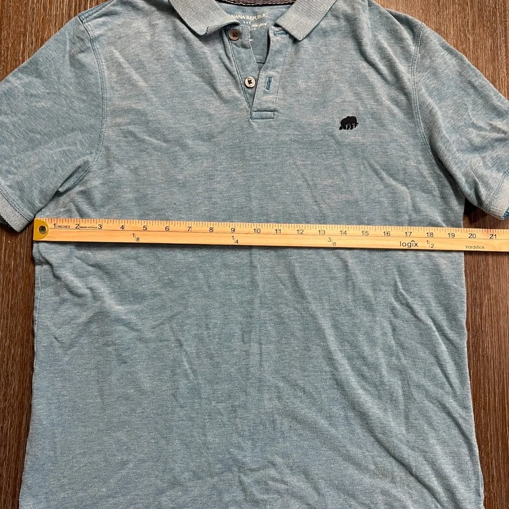 Banana Republic Mens L Blue Short‎ Sleeve Polo Shirt Embroidered Bear Logo